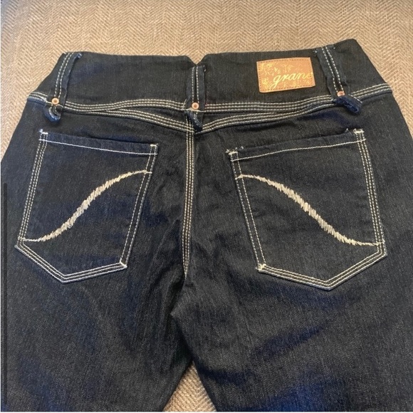 Excellent Preowned Condition Crane Capri Jeans Juniors Size 7. Very Cute - Picture 2 of 6